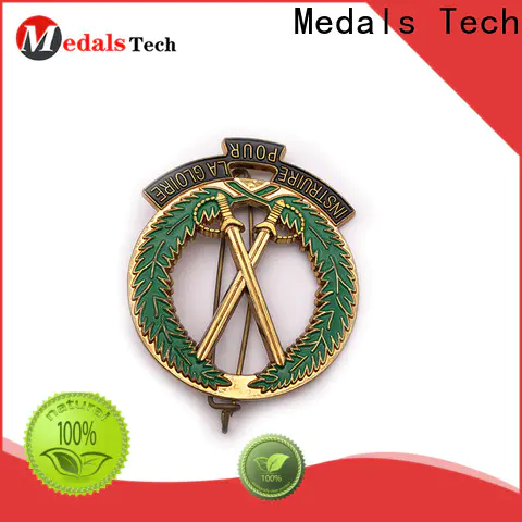 Medals Tech die lapel pin set supply for students