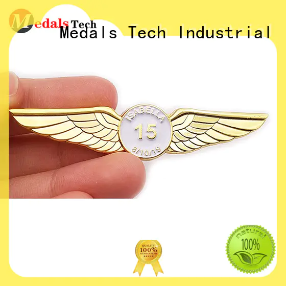 metal mens lapel pin with good price for woman