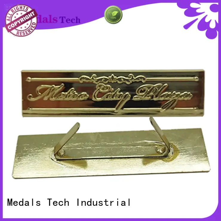 Wholesale metal custom embossed logo shinny gold plating nameplate