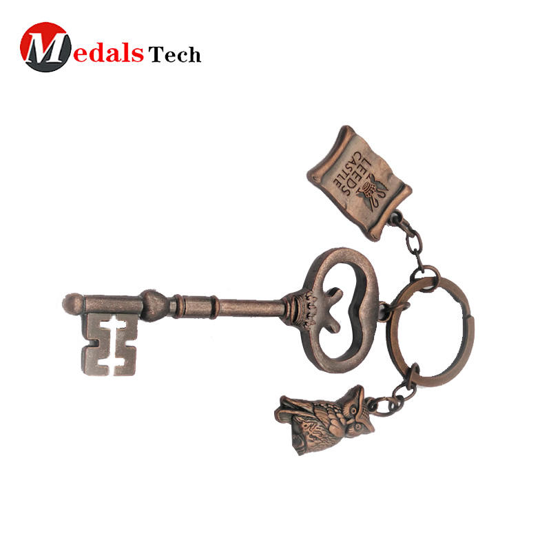 Antique copper metal custom logo keychain for souvenir