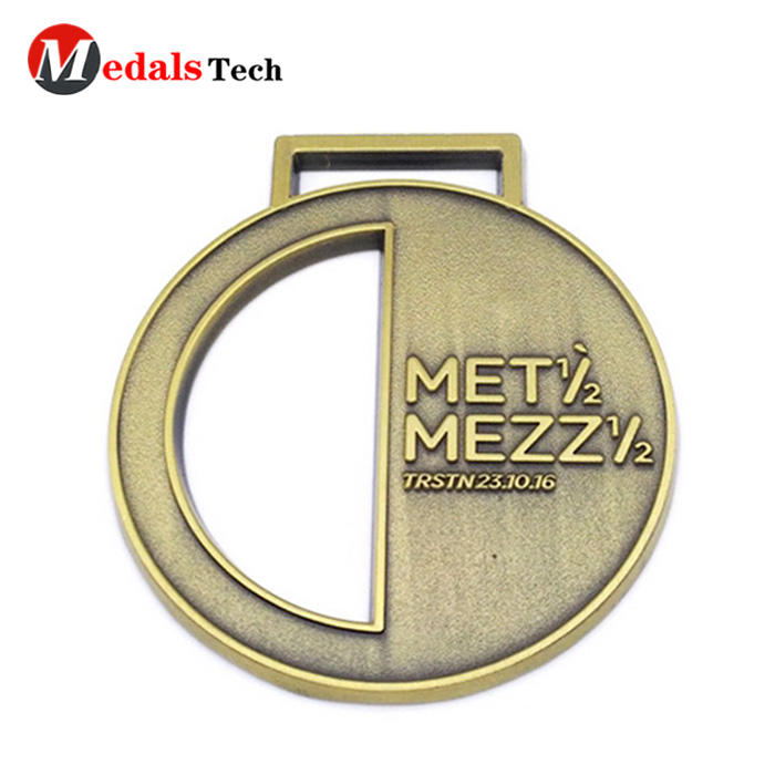 Factory price antique plated hollow out metal medal