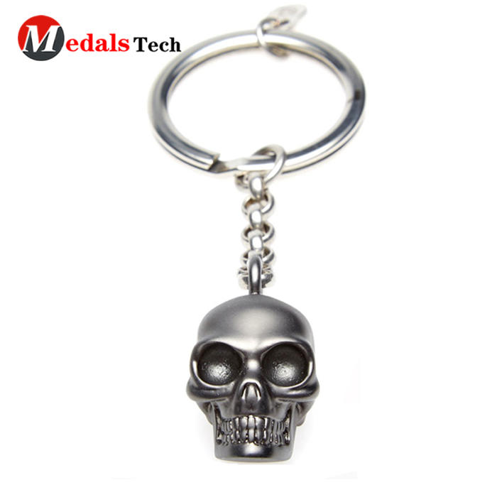Personalized customization antique metal skulls keychain