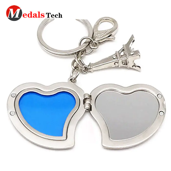 Factory wholesale custom heart shape photo frames keychain