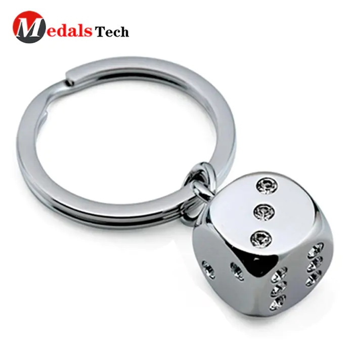 New style promotional silver plating metal dice keychain