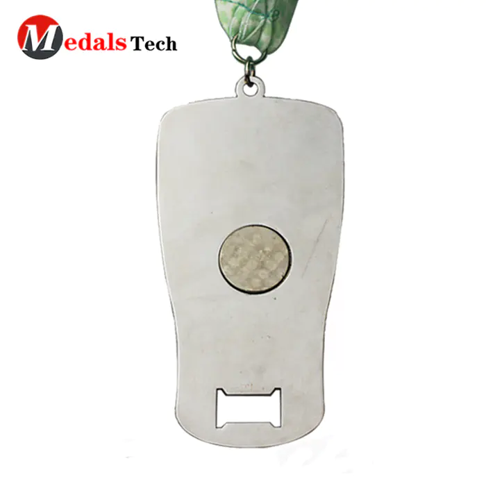 High quality bottle opener zinc alloy medal with magnet