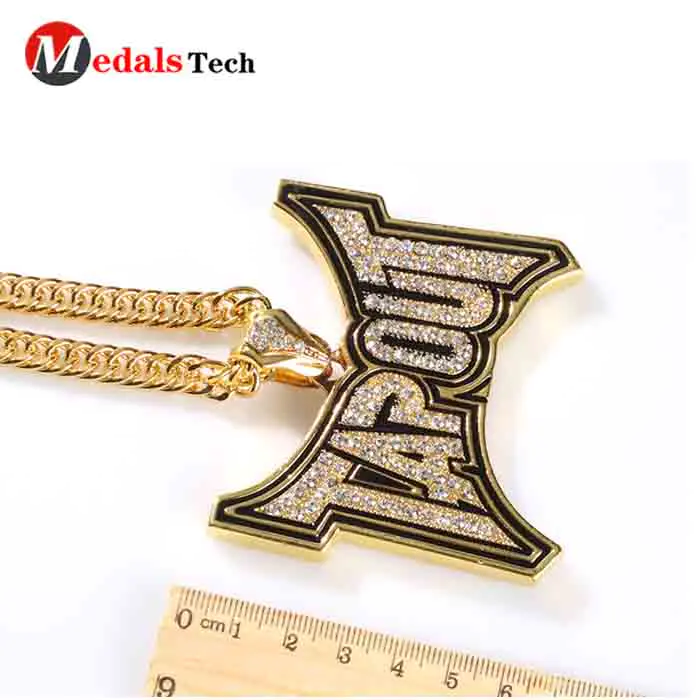 Cheap popular metal die casting shinny gold plating recessed logo dog tag