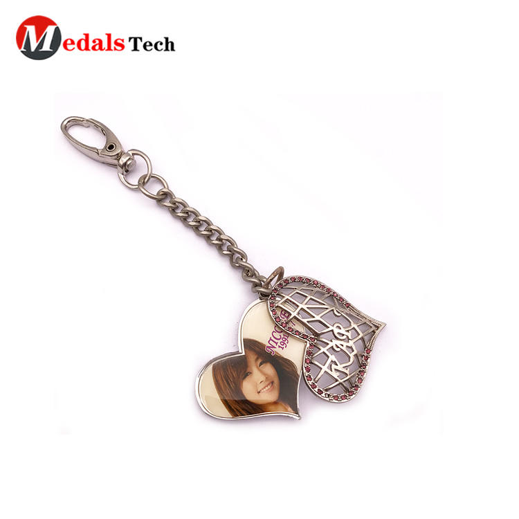 Cool Metal Keychain Sticker Printing Heart Shape Photo Frame New Design