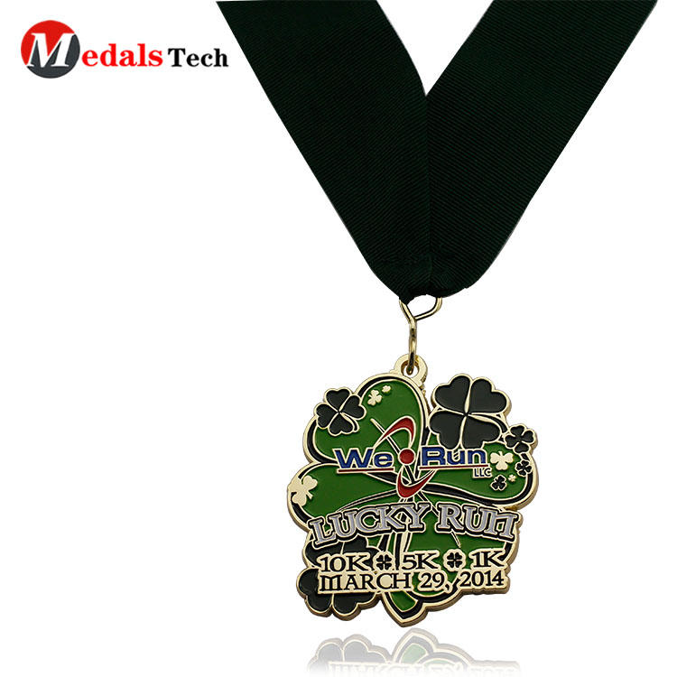 Creative the gold medal marathon finisher medals with lanyard