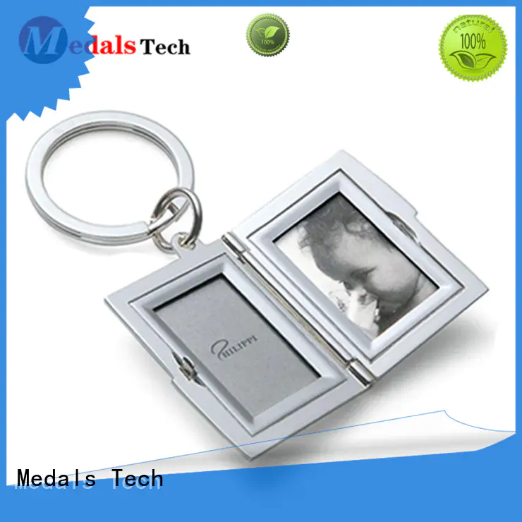 Medals Tech transparent name keychains customized for promotion