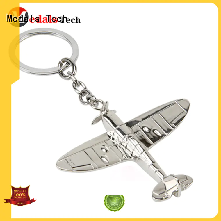 Medals Tech plated name keychains customized for souvenir