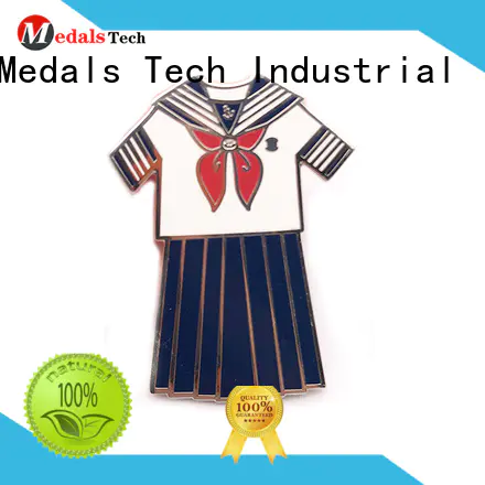 Medals Tech football quality lapel pins with good price for man