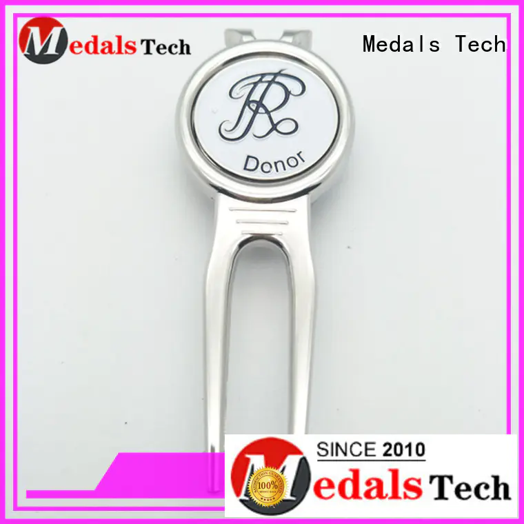 Medals Tech vintage golf divot repair tool design for adults