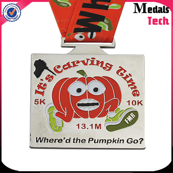 Personalized custom shiny silver metal pumpkin medal for virtual race